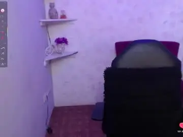 Chaturbate Adult Video Chat of nati_bianchi