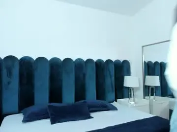 Chaturbate Nude Webcam of vanessaparis_