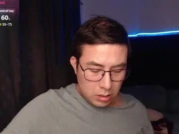 Chaturbate Adult Webcams of andrewmhilton_