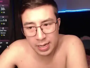 Chaturbate Watch Live Sex Cams of andrewmhilton_