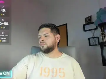 Chaturbate Nude Webcam of angelcute3