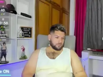 Chaturbate Live Sex Cam of angelcute3