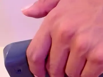 Chaturbate Adult Webcams of raven_foxter1