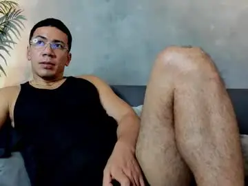 Chaturbate Live Sex Cam of bastian_franco01