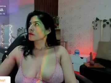 Chaturbate Free Porn Cam of blue_tay1