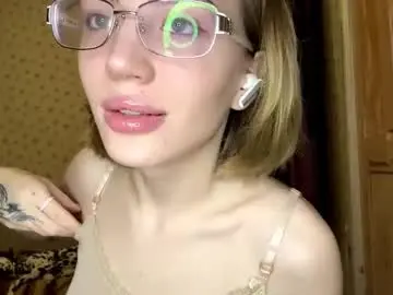 hsiuscherich from chaturbate