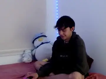 noah_blaze from chaturbate