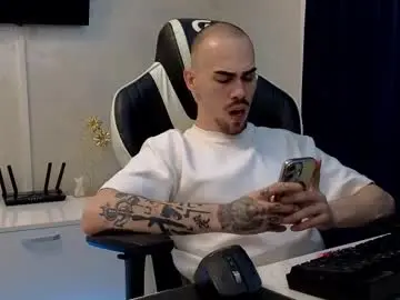 Chaturbate Sex Cam of richiekash