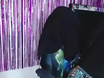 Chaturbate Free Porn Cam of sweetalmaa