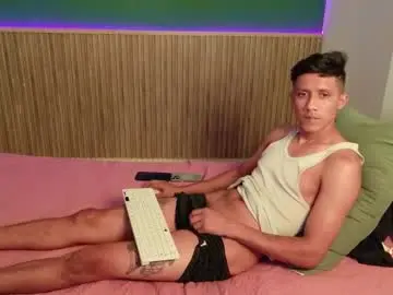 Chaturbate Sex Cam of violet_and_dylan