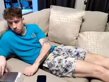 Chaturbate Live Sex Cam of dannythreeyway