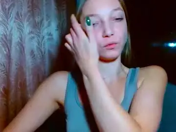 Chaturbate Watch Live Sex Cams of emilly_xkiss