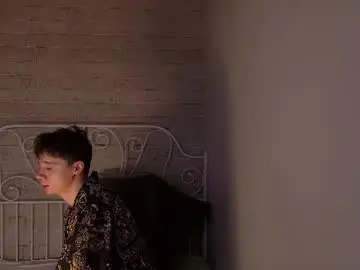 Chaturbate Sex Cam of hugebangins_