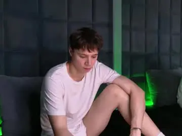 Chaturbate Sex Chat of hugebangins_