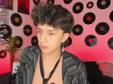 Chaturbate Live Sex Cam of juandaaa__