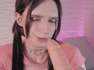 Chaturbate Free Porn Cam of _adrian_the_one