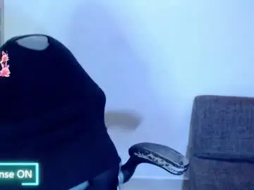 Chaturbate Best Webcam of angie_dreamgirl