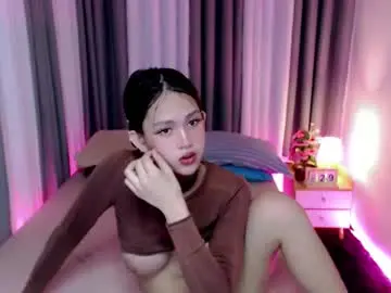 Chaturbate Free Porn Cam of ariahooper