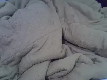 Chaturbate Live Sex Cam of petite_melan