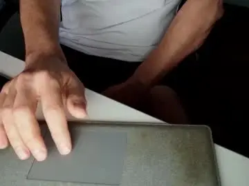 Chaturbate Live Porn of silvertongueduk1