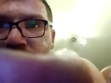 kryptoni18435 from chaturbate