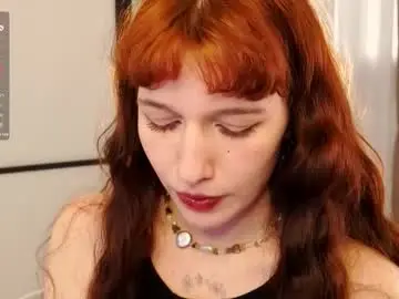 Chaturbate Live Sex Cam of leelooyolo