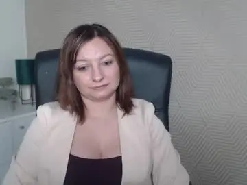 angela_samt from chaturbate