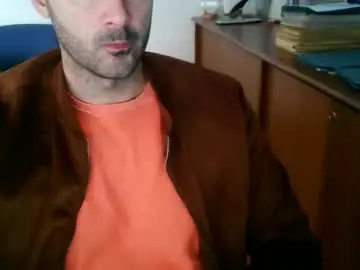 Chaturbate Best live sex cam show of giuseppevai1