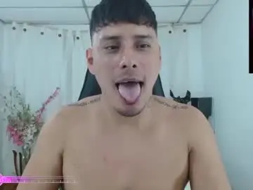 Chaturbate Sex Cam of therockalejandro