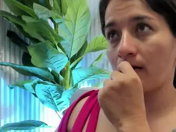 Chaturbate Live Sex of emelyross_