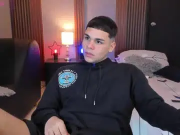 Chaturbate Free Live Porn of james_jonnes