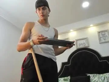 Chaturbate Best live sex cam show of landercruz