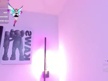 Chaturbate Free Live Porn of violettabaker1