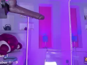 Chaturbate Free Porn Cam of violettabaker1