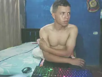 Chaturbate Adult Webcams of adonis5_