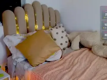 Chaturbate Adult Video Chat of andreathomson