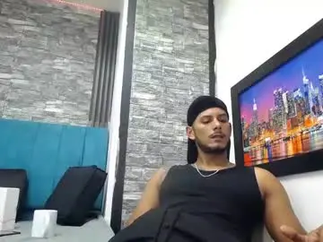 Chaturbate Sex Chat of chris_dick2