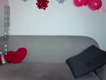 Chaturbate Live Sex Cam of niamalkova