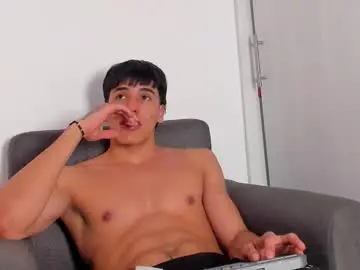 Chaturbate Live Sex Cam of ceron_cb