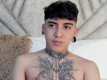 Chaturbate Free Porn Cam of santiabader