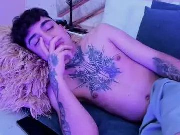 Chaturbate Live Sex Cam of santiabader