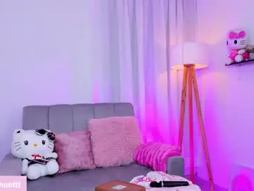 Chaturbate Live Sex Cam of bella_hunteer