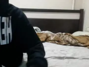 Chaturbate Live Sex Cam of cris_peace