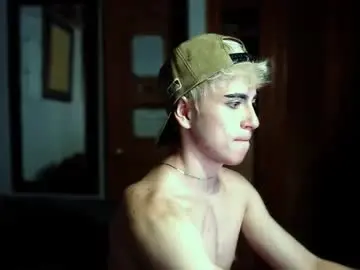 Chaturbate Nude Webcam of danteobscuro