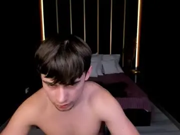 alejandro_ellias from chaturbate