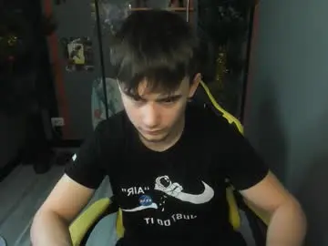 Chaturbate Live Porn of alejandro_ellias