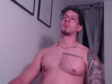 Chaturbate Best live sex cam show of andrew_mathe