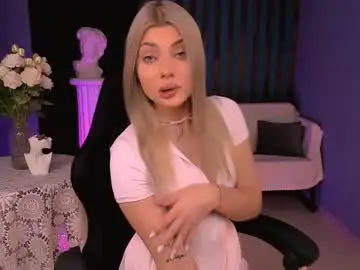 Chaturbate Adult Webcams of hyileyclark