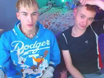 Chaturbate Best live sex cam show of latin_boysxxx_