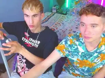 Chaturbate Live Porn of latin_boysxxx_